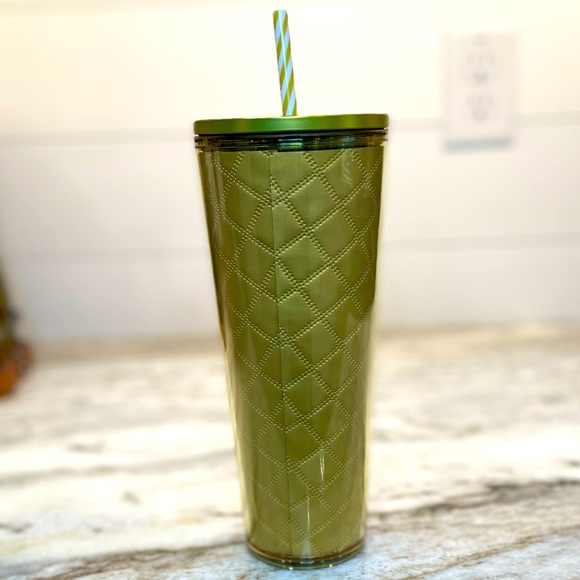 NWT STARBUCKS 2024 Holiday Gold Metallic Quilt 24oz Venti Cold Cup - Picture 3 of 8